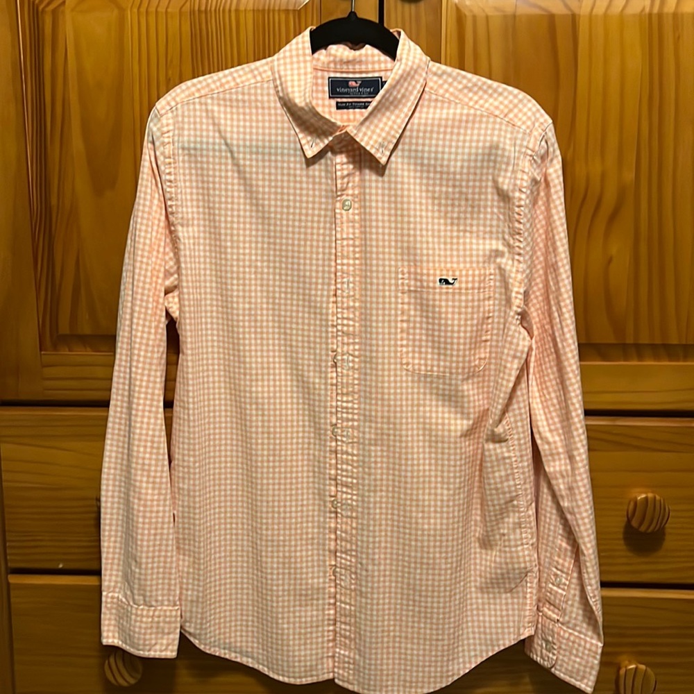Vineyard, vines, button-down, long sleeve, medium